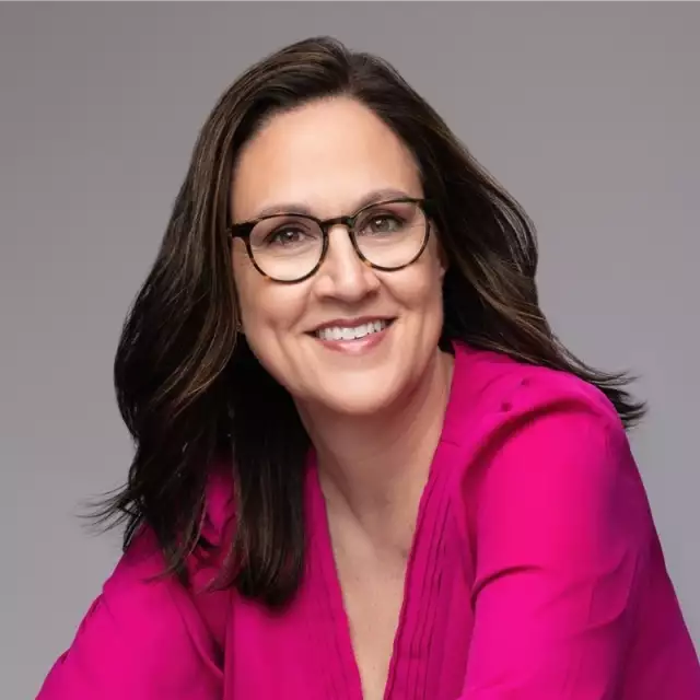Celia Fleischaker headshot