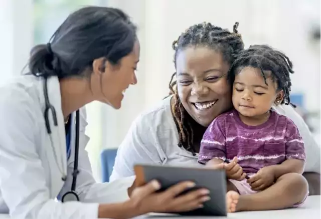 Doctor talking to patients