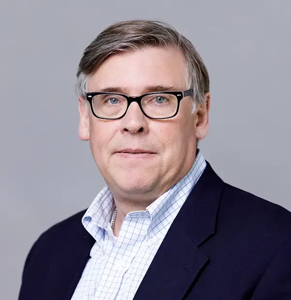 Tom Cowen Headshot